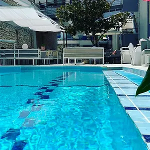 Olympia 3* Sarandë
